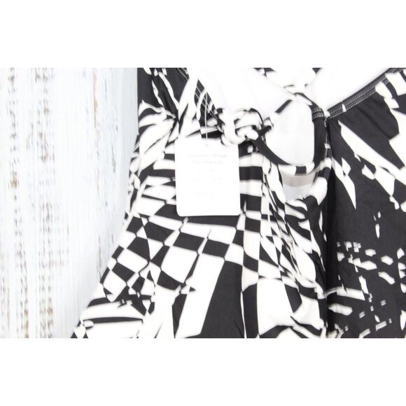 LL Bean UPF50+ New Currents Swimwear V Neck Tankini Top Black Palm Size 4 - Picture 6 of 7